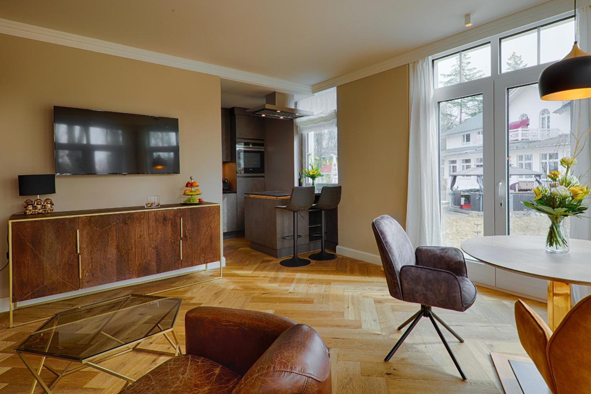 Meeressterne Schlossappartements Heringsdorf Exterior photo
