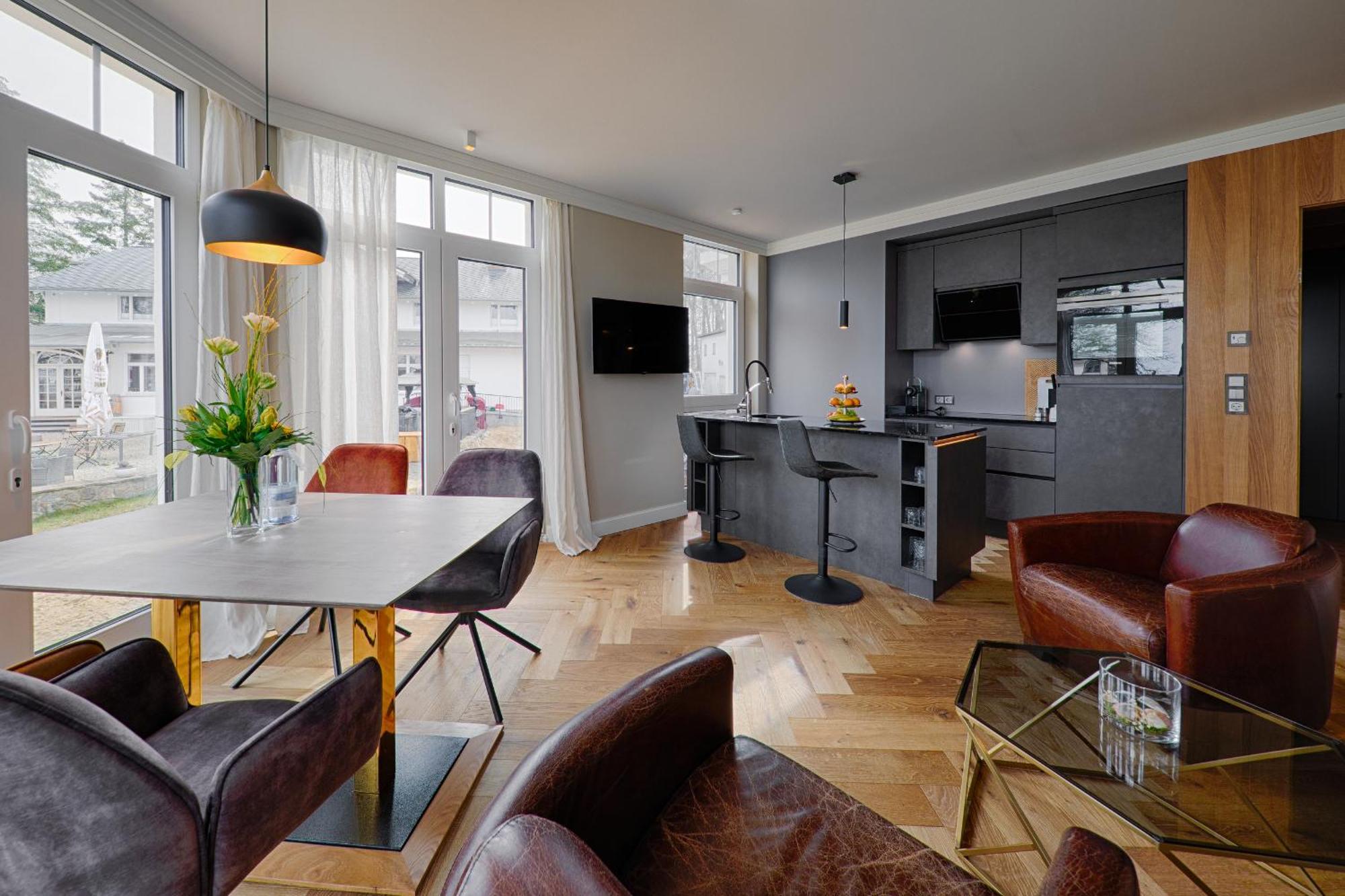 Meeressterne Schlossappartements Heringsdorf Exterior photo